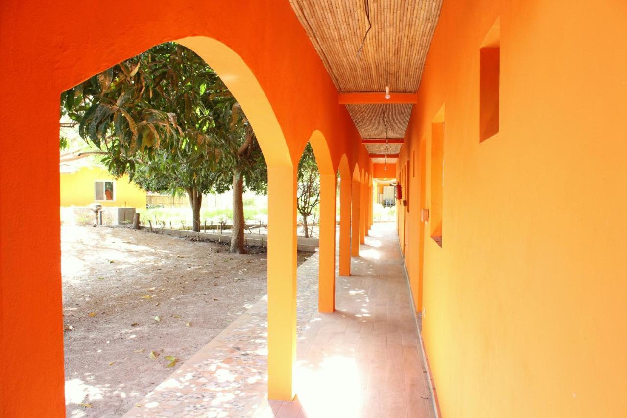 B & B Mariamacounda Toubakouta Экстерьер фото