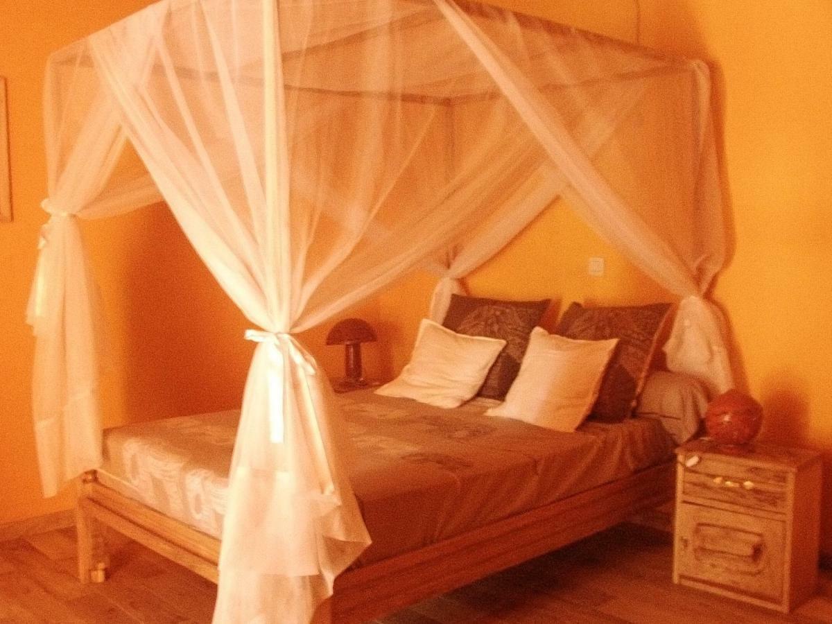 B & B Mariamacounda Toubakouta Экстерьер фото