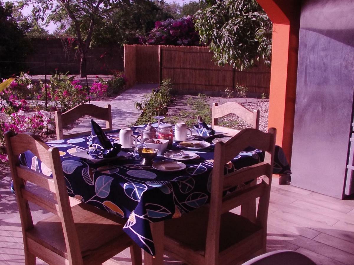 B & B Mariamacounda Toubakouta Экстерьер фото